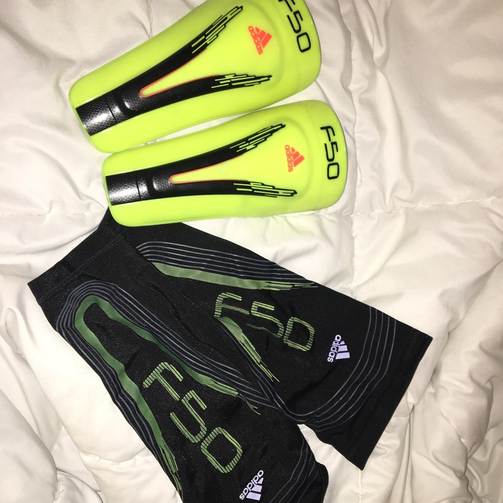 ADIDAS SHIN GUARDS